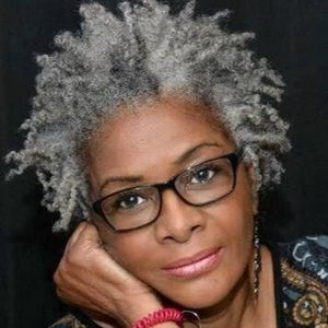 Meet your Posher, Lee